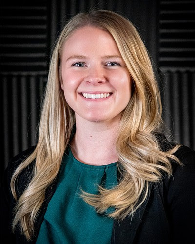  Aly Nicholson